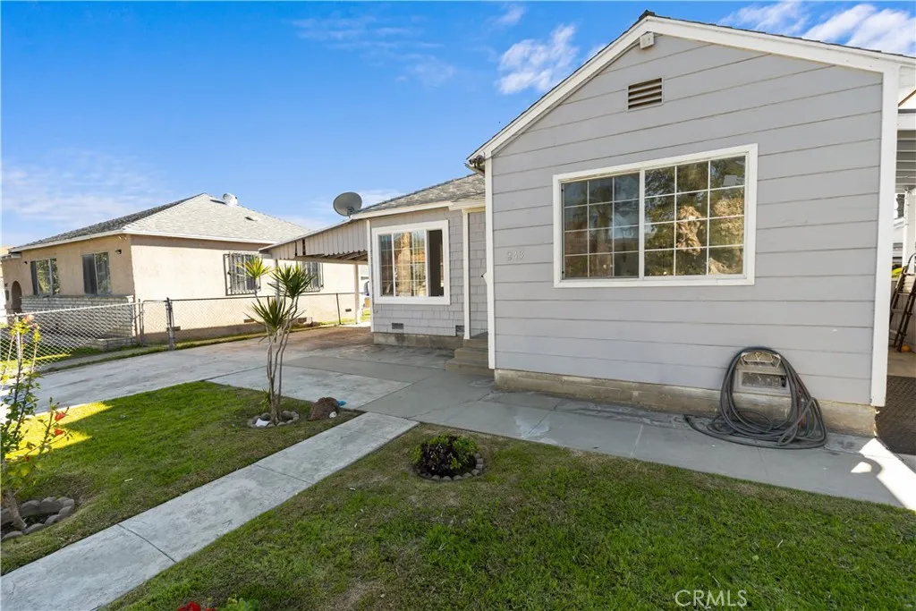 243 E Olive, San Bernardino, California 92410 — photo 5