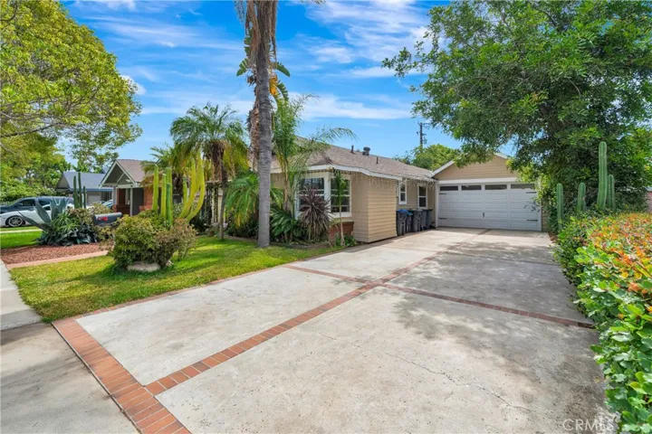 720 S Parton, Santa Ana, California 92701