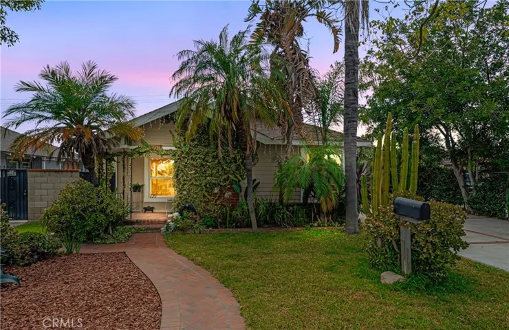 720 S Parton, Santa Ana, California 92701