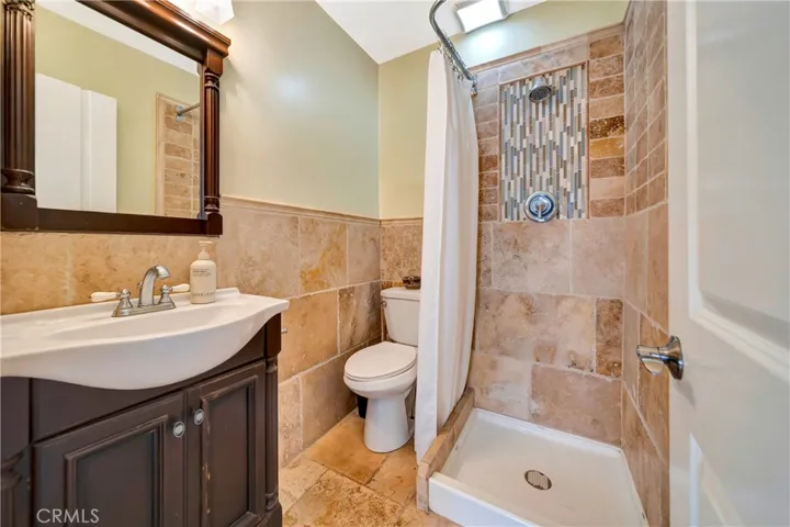720 S Parton, Santa Ana, California 92701