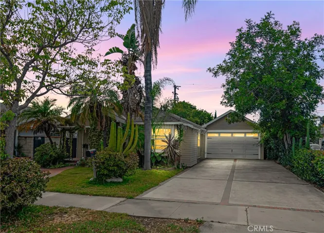 720 S Parton, Santa Ana, California 92701