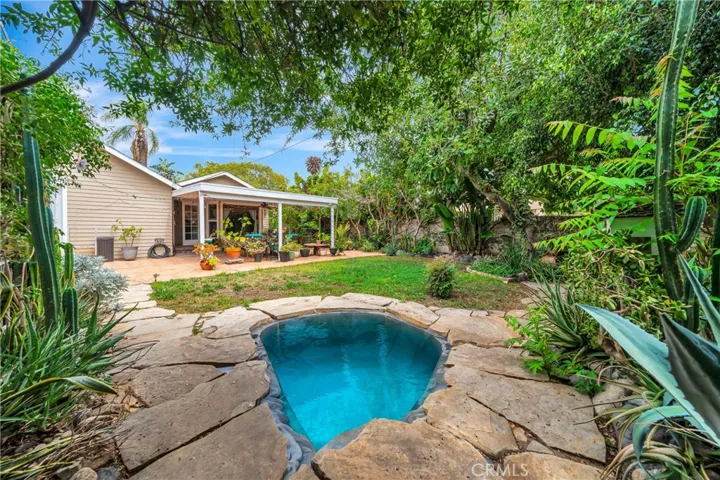 720 S Parton, Santa Ana, California 92701