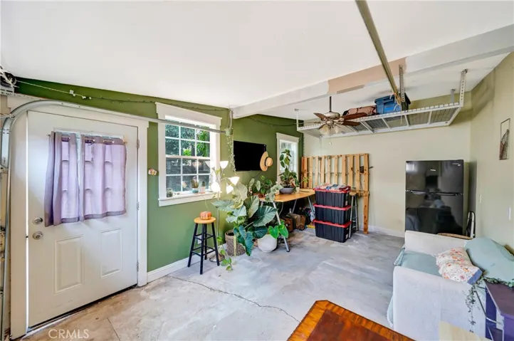 720 S Parton, Santa Ana, California 92701