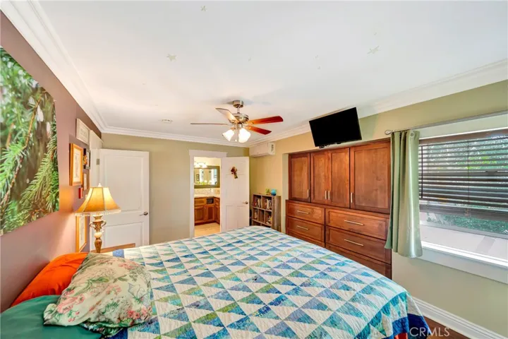 720 S Parton, Santa Ana, California 92701