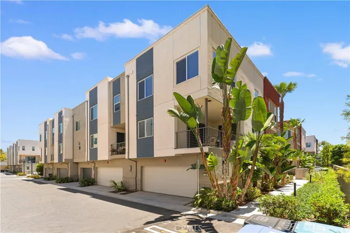 123 Citysquare, Irvine, California 92614