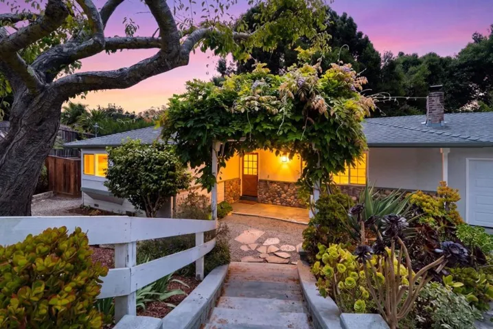 112 Siesta Court, Aptos, California 95003