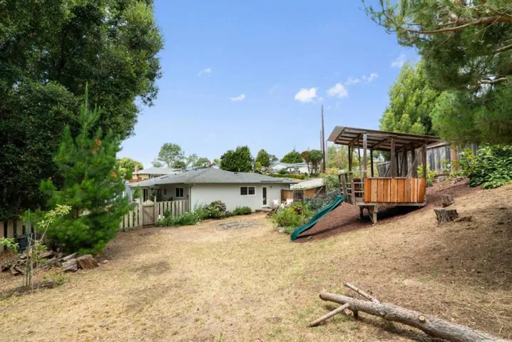 112 Siesta Court, Aptos, California 95003