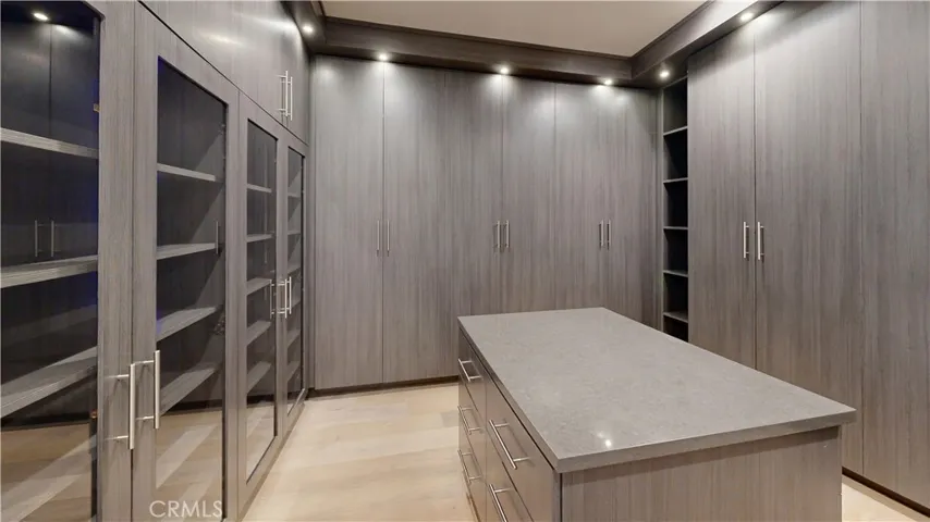 3339 Paseo Del Sol, Calabasas, California 91302