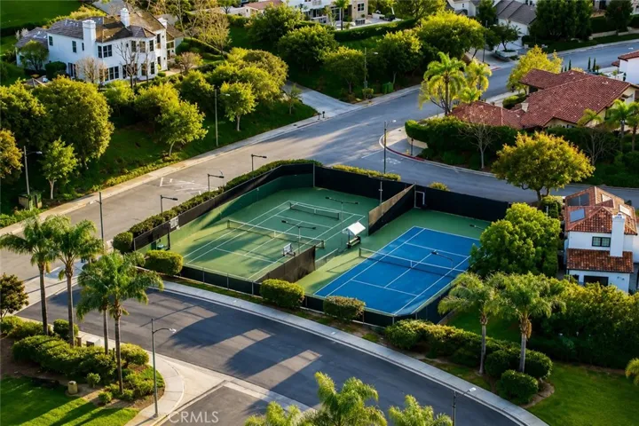 3339 Paseo Del Sol, Calabasas, California 91302