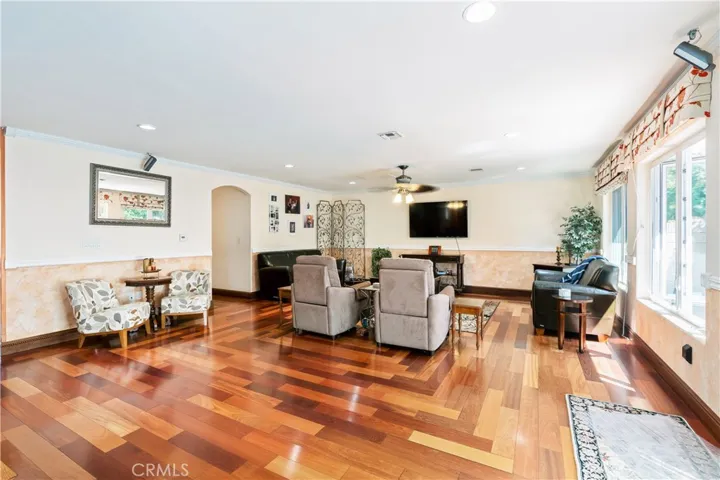 8252 Dancy Circle, Huntington Beach, California 92646