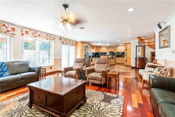 8252 Dancy Circle, Huntington Beach, California 92646