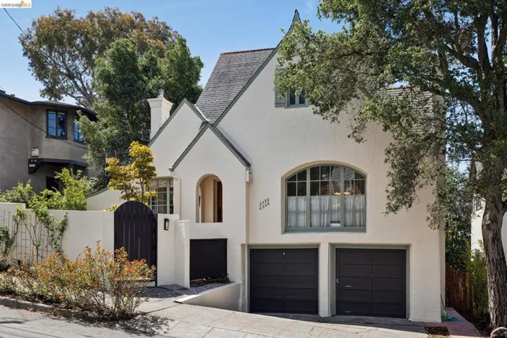 2558 Hilgard Ave, Berkeley, California 94709