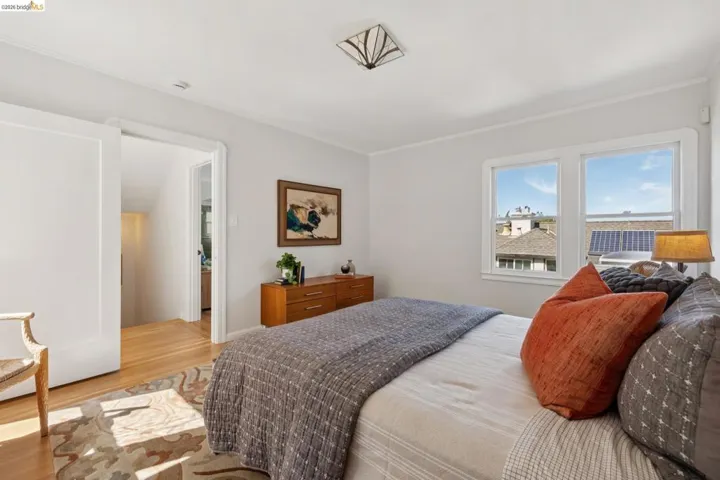 2558 Hilgard Ave, Berkeley, California 94709