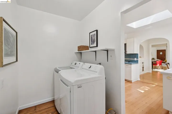 2558 Hilgard Ave, Berkeley, California 94709