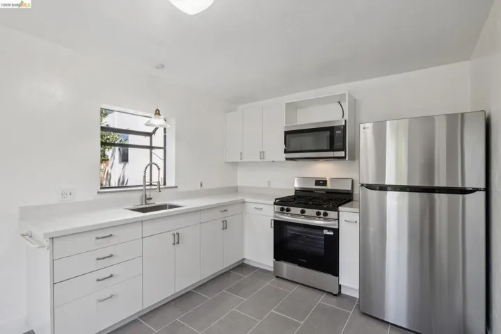 2558 Hilgard Ave, Berkeley, California 94709