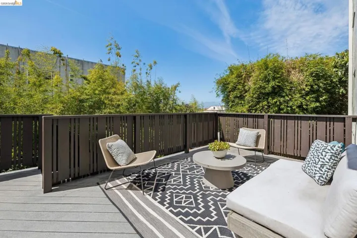 2558 Hilgard Ave, Berkeley, California 94709
