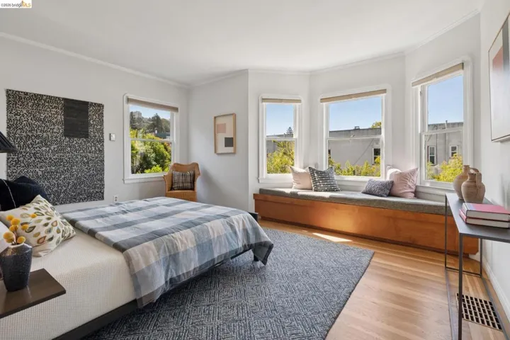 2558 Hilgard Ave, Berkeley, California 94709