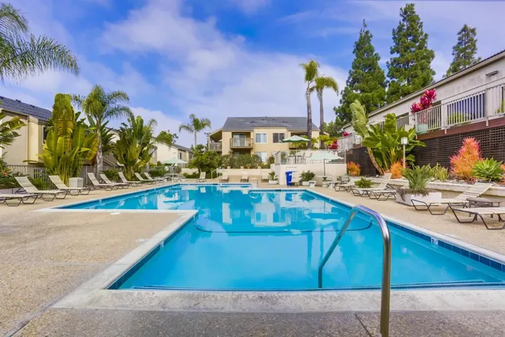 8650 Via Mallorca E, La Jolla, California 92037