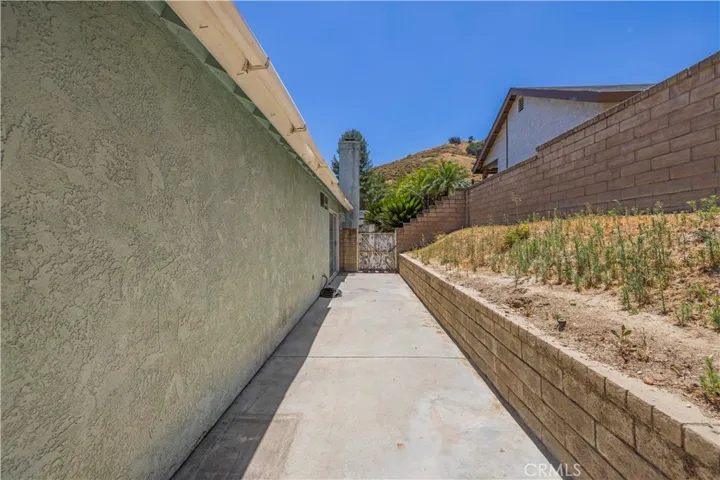 28221 Branch Road, Castaic, California 91384