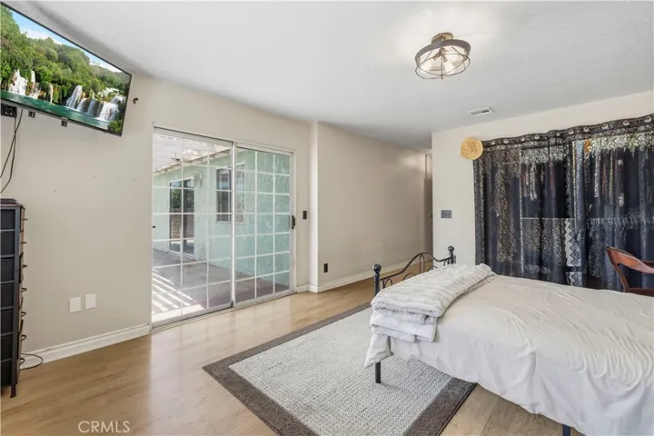 28221 Branch Road, Castaic, California 91384