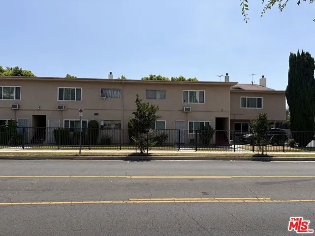 6150 Radford Avenue 7, North Hollywood, California 91606