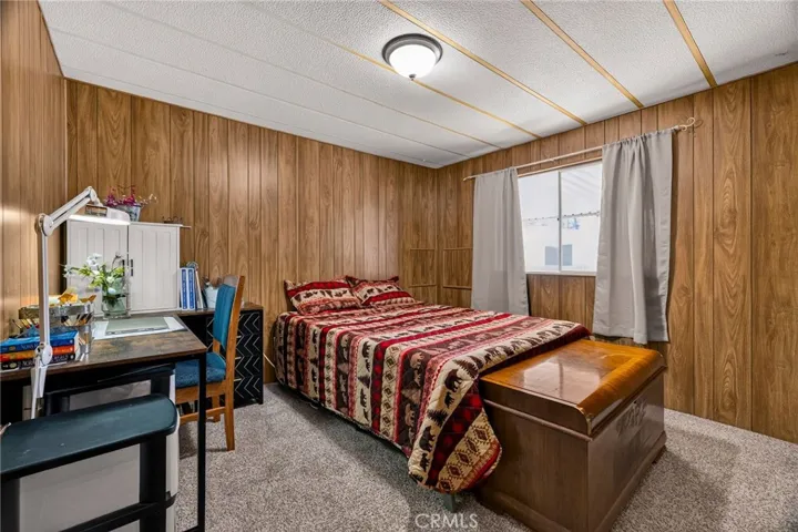 Nicely sized guest bedroom