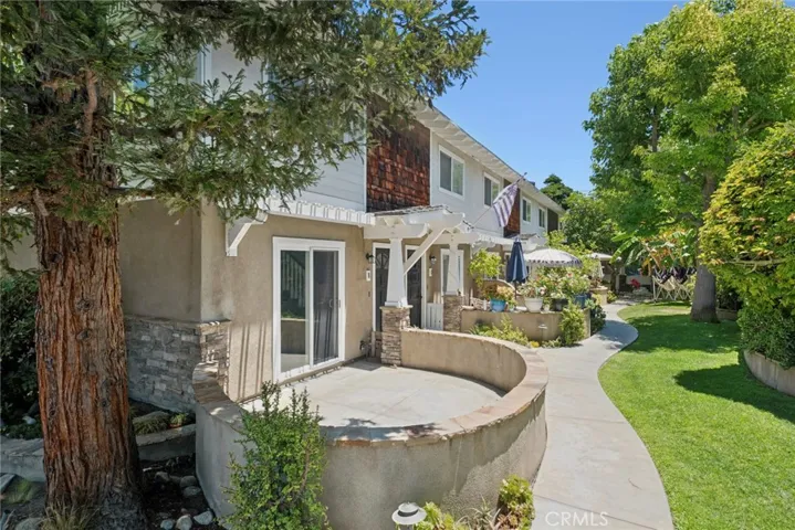2550 Elden B, Costa Mesa, California 92627