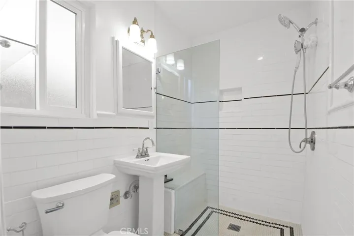 642 W Terrylynn Place A, Long Beach, California 90807