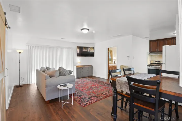 642 W Terrylynn Place A, Long Beach, California 90807