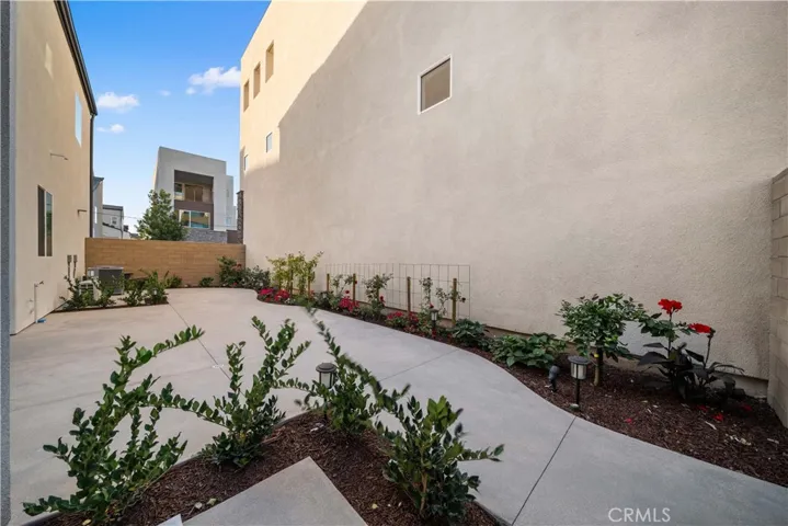 141 Sawbuck, Irvine, California 92618
