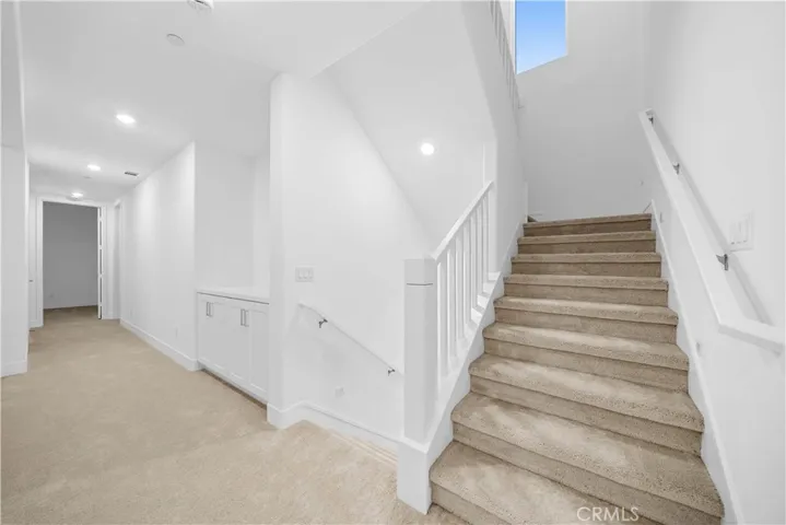 141 Sawbuck, Irvine, California 92618