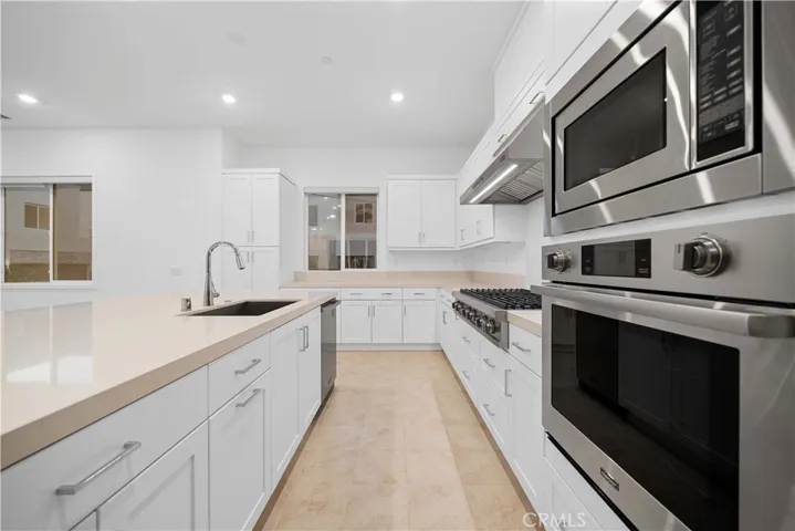141 Sawbuck, Irvine, California 92618