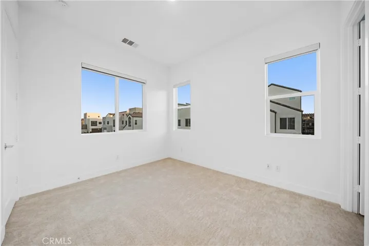 141 Sawbuck, Irvine, California 92618