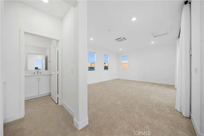 141 Sawbuck, Irvine, California 92618
