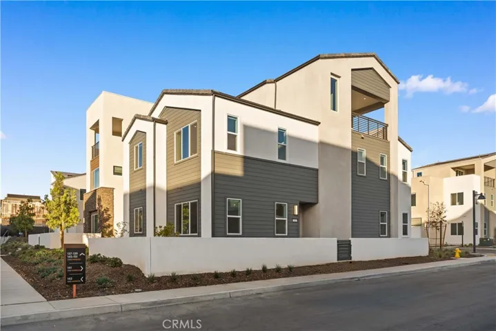 141 Sawbuck, Irvine, California 92618