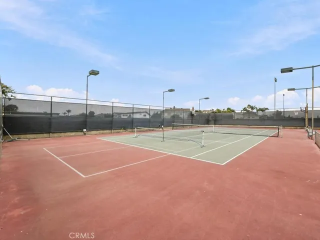 Pickle ball