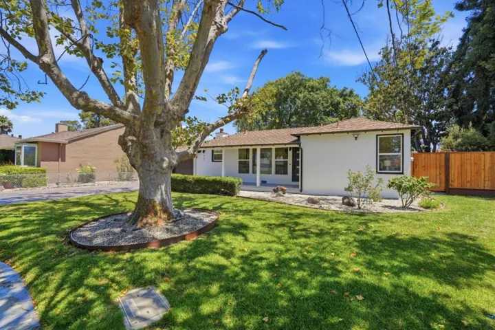 17 Yarnall Place, Redwood City, California 94063