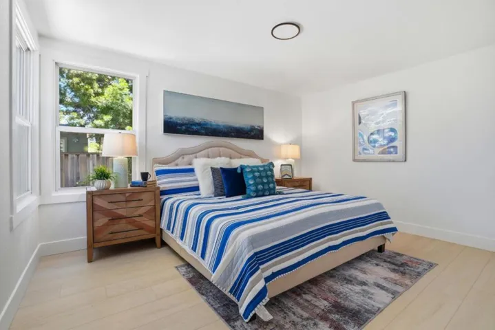 17 Yarnall Place, Redwood City, California 94063
