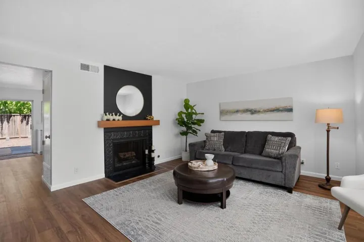 832 Royal Ann Lane, Concord, California 94518