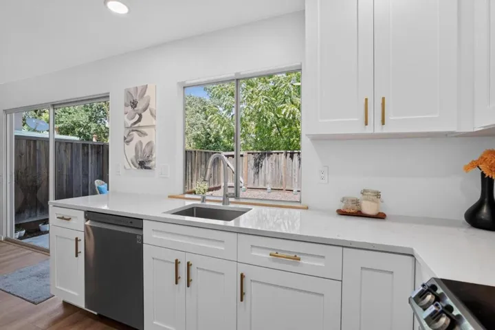 832 Royal Ann Lane, Concord, California 94518