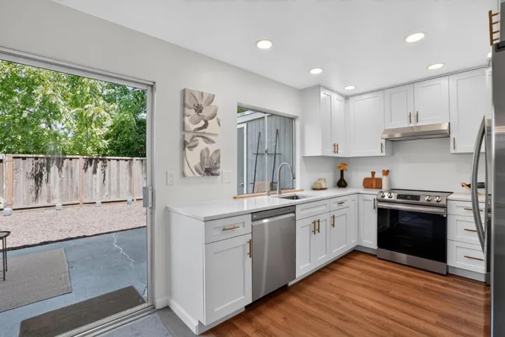 832 Royal Ann Lane, Concord, California 94518