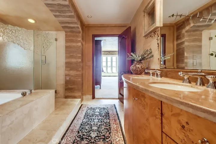 6048 Lido, Long Beach, California 90803