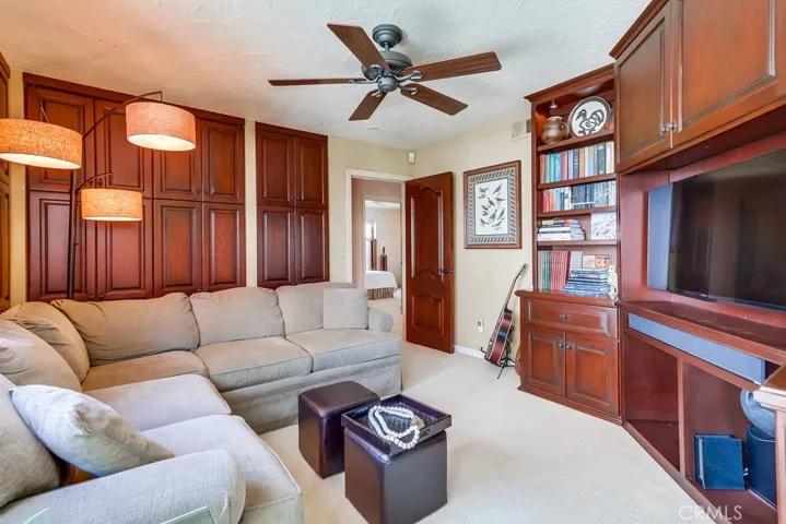6048 Lido, Long Beach, California 90803