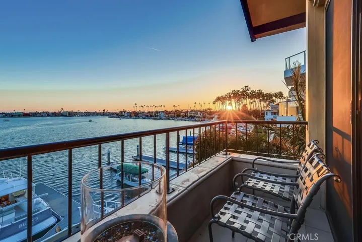 6048 Lido, Long Beach, California 90803