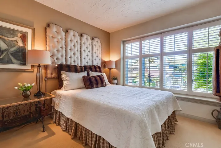 6048 Lido, Long Beach, California 90803