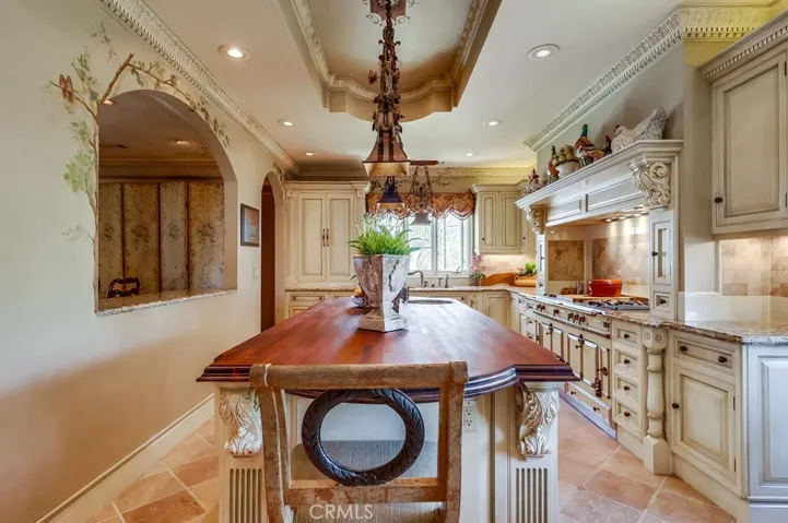 6048 Lido, Long Beach, California 90803
