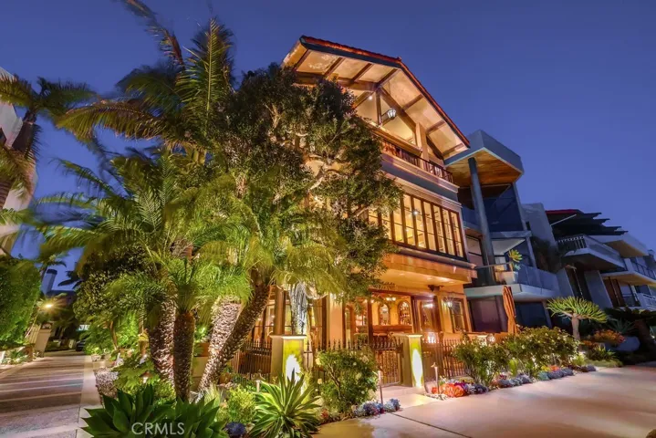 6048 Lido, Long Beach, California 90803