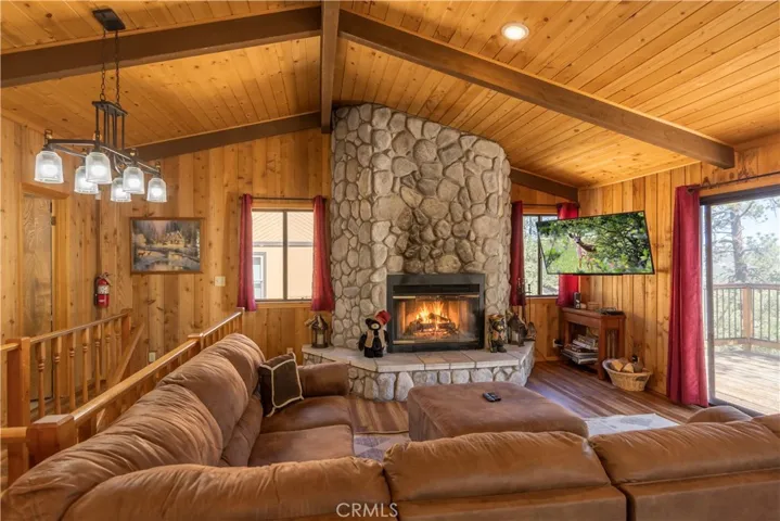 1414 Klamath, Big Bear, California 92314