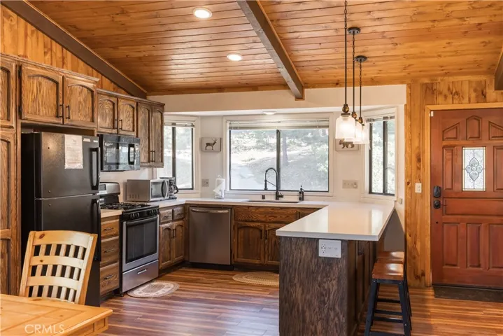 1414 Klamath, Big Bear, California 92314