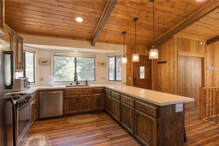 1414 Klamath, Big Bear, California 92314